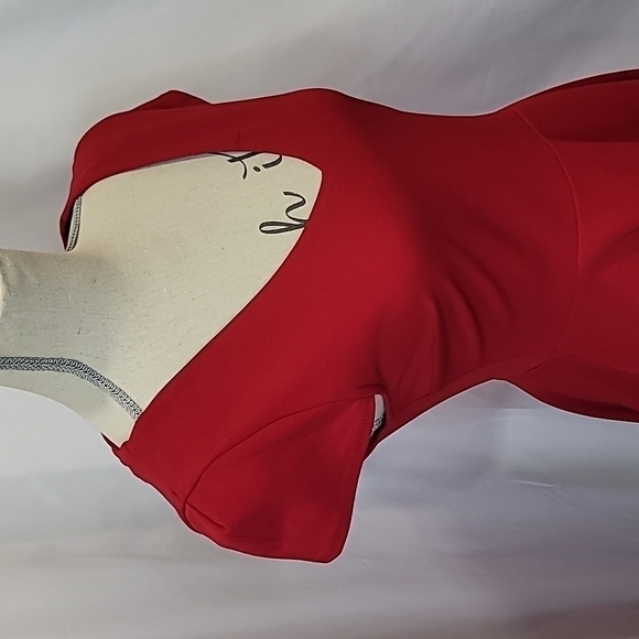 Free with Purchase Nwot B. DARLIN Deep V Back Tie Skater Skirt Mini Dress Cap - Picture 2 of 6